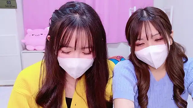 MOEMOE-Q online show from 11-02-25, 04:09