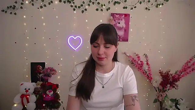 Amanda Bright  online show from 05-08-26, 09:58