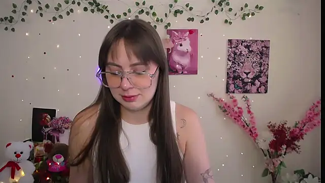 Amanda Bright  online show from 06-17-26, 10:06
