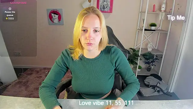 Anna Chelsea online show from 02-17-26, 12:40