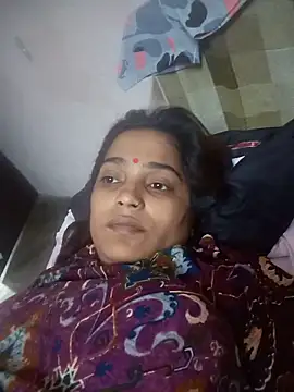 Snapshot of Trisha_71 chatting on 05-14-26, 05:47 Trisha 71 online show from 05-14-26, 05:47