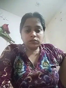 Snapshot of Trisha_71 chatting on 05-20-26, 05:35 Trisha 71 online show from 05-20-26, 05:35