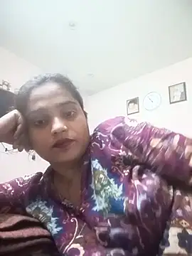 Snapshot of Trisha_71 chatting on 05-22-26, 05:25 Trisha 71 online show from 05-22-26, 05:25
