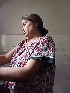 Snapshot of Trisha_71 chatting on 07-03-26, 02:51 Trisha 71 online show from 07-03-26, 02:51