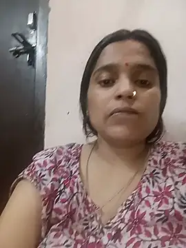 Snapshot of Trisha_71 chatting on 07-04-26, 03:29 Trisha 71 online show from 07-04-26, 03:29