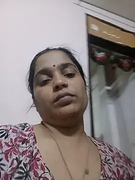 Snapshot of Trisha_71 chatting on 07-06-26, 04:09 Trisha 71 online show from 07-06-26, 04:09