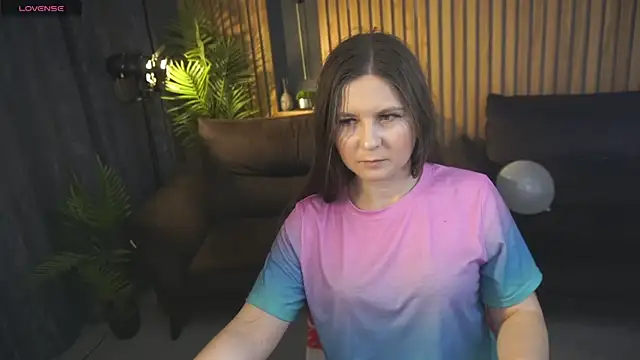 Snapshot of CraveeDoll chatting on 02-20-26, 07:14 CraveeDoll online show from 02-20-26, 07:14