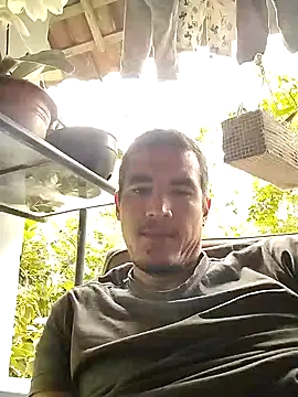 Snapshot of Boragozarvem chatting on 09-17-25, 01:35 Boragozarvem online show from 09-17-25, 01:35