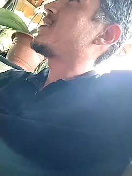 Snapshot of Boragozarvem chatting on 10-17-25, 03:25 Boragozarvem online show from 10-17-25, 03:25