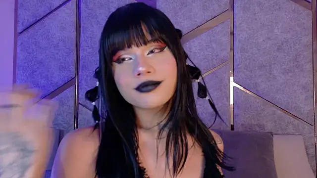 NATASHAA WINZ online show from 06-25-26, 05:34