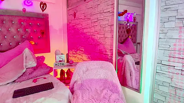 Bonn Glow online show from 02-14-26, 03:42