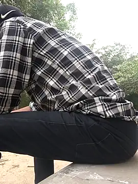 OmeningFurorji online show from 10-28-25, 10:30