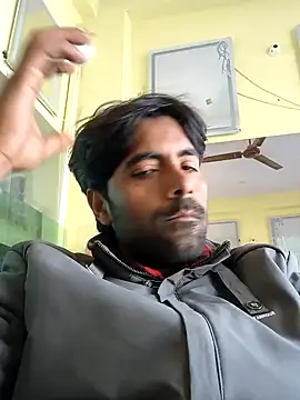 OmeningFurorji online show from 01-12-26, 08:52