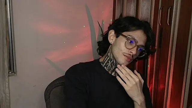 Mihail leroy online show from 05-14-26, 03:57