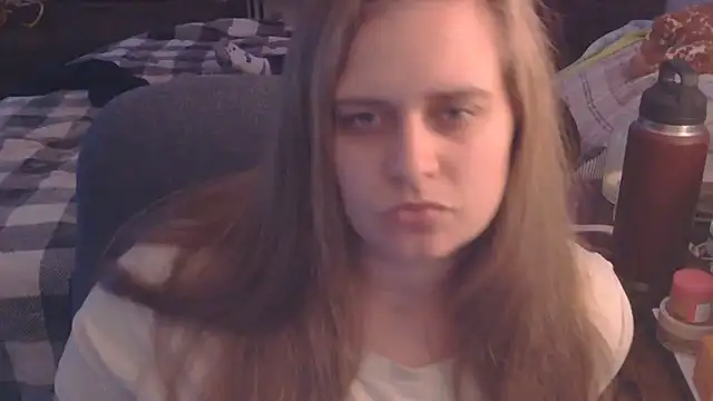 Snapshot of Sexyblonde12344 chatting on 10-13-25, 05:46 Sexyblonde12344 online show from 10-13-25, 05:46