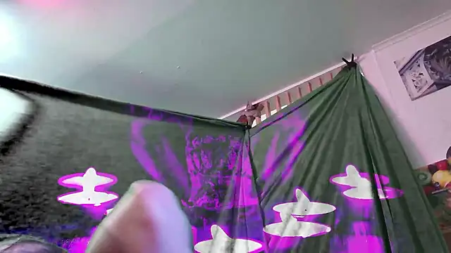 MasterDaddyCool online show from 10-18-25, 05:21