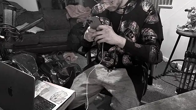 MasterDaddyCool online show from 02-02-26, 11:36