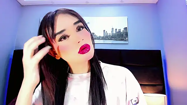 Valeria Rouss online show from 10-18-25, 01:12