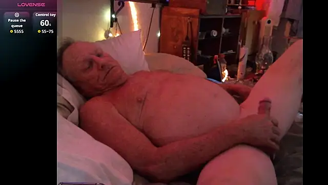 Pussyeat2please online show from 12-02-25, 02:34