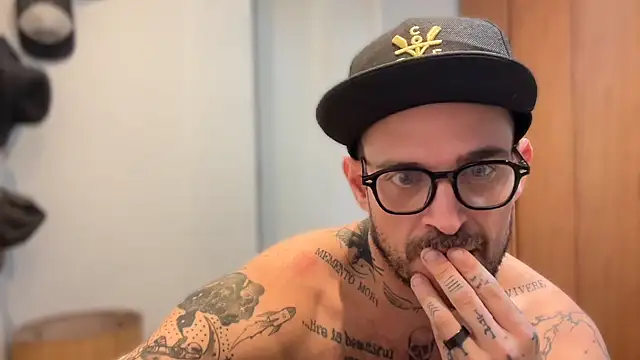 brrasssssillll online show from 06-16-26, 07:38