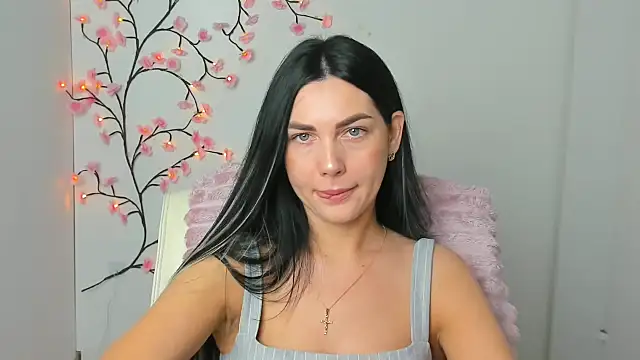 Snapshot of Lune_Moon chatting on 03-10-26, 06:51 Lune Moon online show from 03-10-26, 06:51