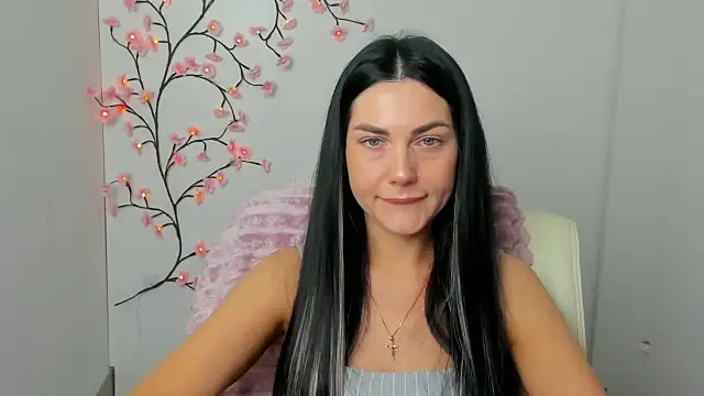 Snapshot of Lune_Moon chatting on 03-24-26, 06:51 Lune Moon online show from 03-24-26, 06:51