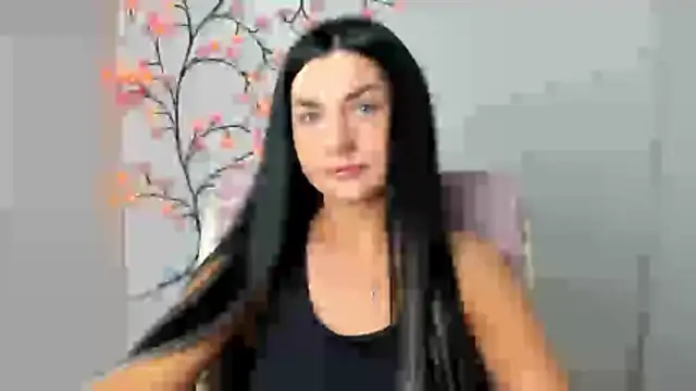 Snapshot of Lune_Moon chatting on 05-01-26, 05:34 Lune Moon online show from 05-01-26, 05:34