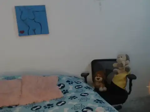 Snapshot of Victoria_new chatting on 10-02-25, 08:21 Victoria new online show from 10-02-25, 08:21