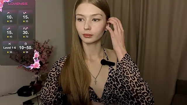 Snapshot of holylisssa chatting on 11-27-25, 07:27 holylisssa online show from 11-27-25, 07:27