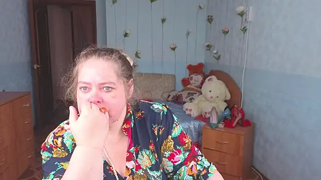 Audrey Aura online show from 09-26-25, 05:00