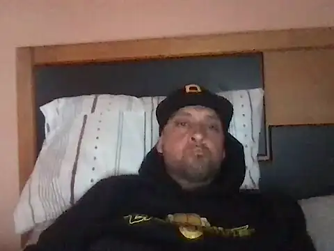 Snapshot of chilenito_hot_ chatting on 10-11-25, 10:58 chilenito hot online show from 10-11-25, 10:58