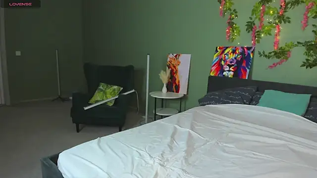 Lisbeth  Salander online show from 02-06-26, 02:27