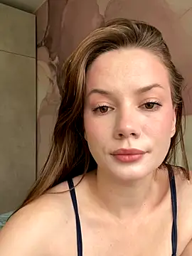 Rosie Holmes  online show from 09-26-25, 05:11