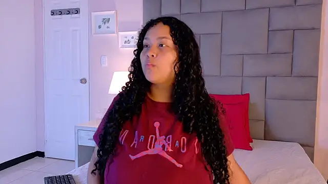 KITY HILL online show from 09-22-25, 04:47