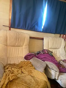 ladyboatlady online show from 05-07-26, 05:35