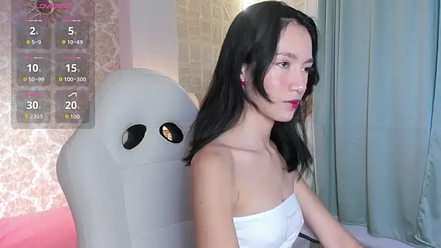 LilyThea online show from 09-17-25, 08:43