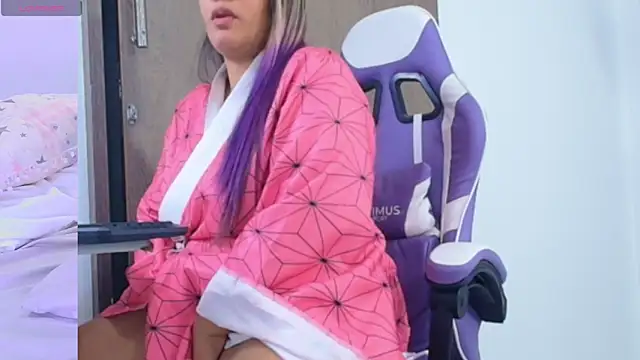 Asuna fantasy online show from 10-21-25, 03:40