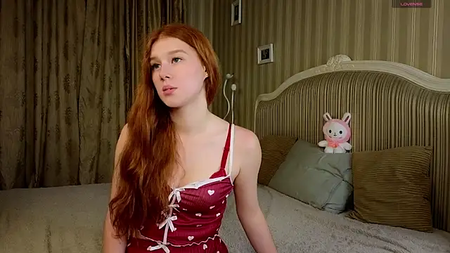 Juuulia  online show from 09-27-25, 02:44