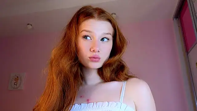 Juuulia  online show from 07-07-26, 01:04