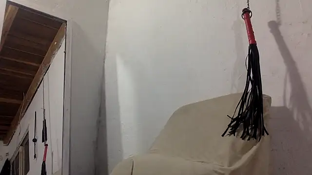 Snapshot of indomitaFox chatting on 02-03-26, 03:26 indomitaFox online show from 02-03-26, 03:26