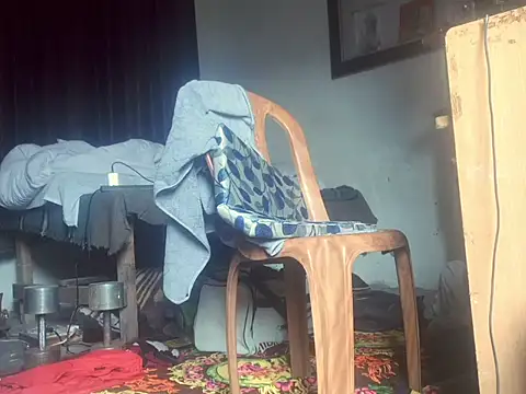 Snapshot of Dollseye chatting on 03-08-26, 08:18 Dollseye online show from 03-08-26, 08:18