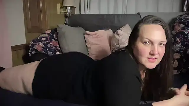 Just Trudy online show from 11-30-25, 02:15