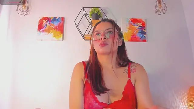 Karlaliones69 online show from 05-06-26, 06:24