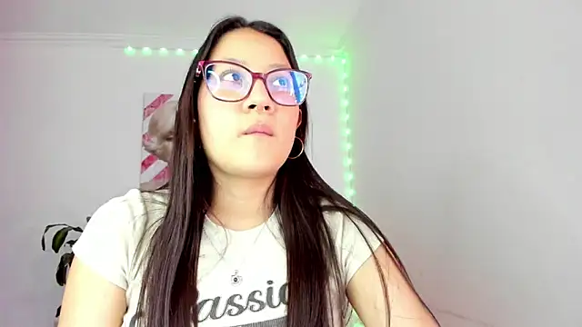 Snapshot of rouse_red chatting on 09-12-25, 07:14 rouse red online show from 09-12-25, 07:14