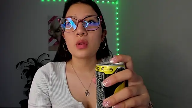 Snapshot of rouse_red chatting on 09-16-25, 07:26 rouse red online show from 09-16-25, 07:26