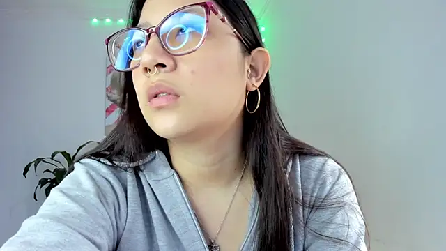 Snapshot of rouse_red chatting on 09-18-25, 07:38 rouse red online show from 09-18-25, 07:38