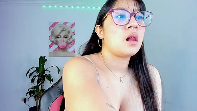 rouse red online show from 11-18-25, 06:56