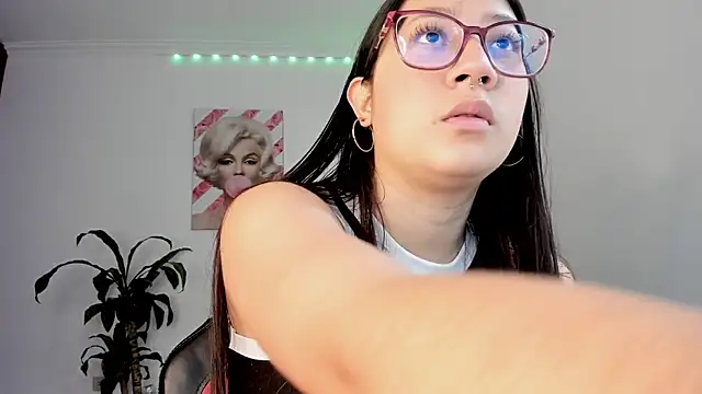 rouse red online show from 12-19-25, 07:43