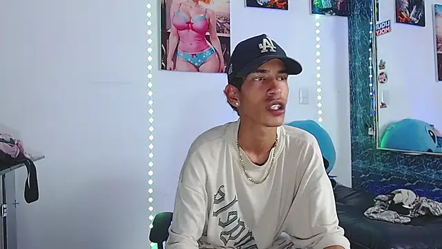 briamhoconor xh online show from 11-11-25, 09:37