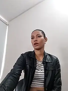 Snapshot of SofiaDelicia chatting on 10-23-25, 02:05 SofiaDelicia online show from 10-23-25, 02:05